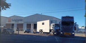 7 mobile clinics leave our workshops for Pakistan!