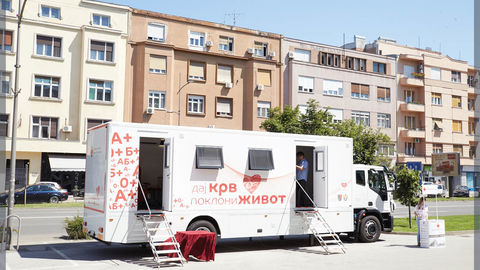 New blood donation truck for Serbia