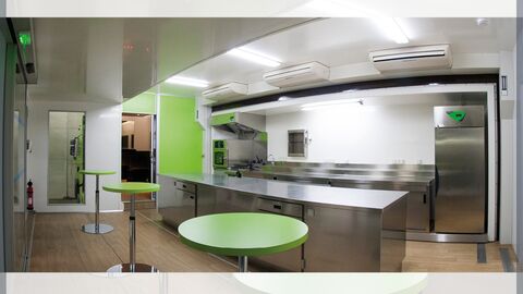Mobile training solution for cooking demonstrations Mobile training solution for cooking demonstrations